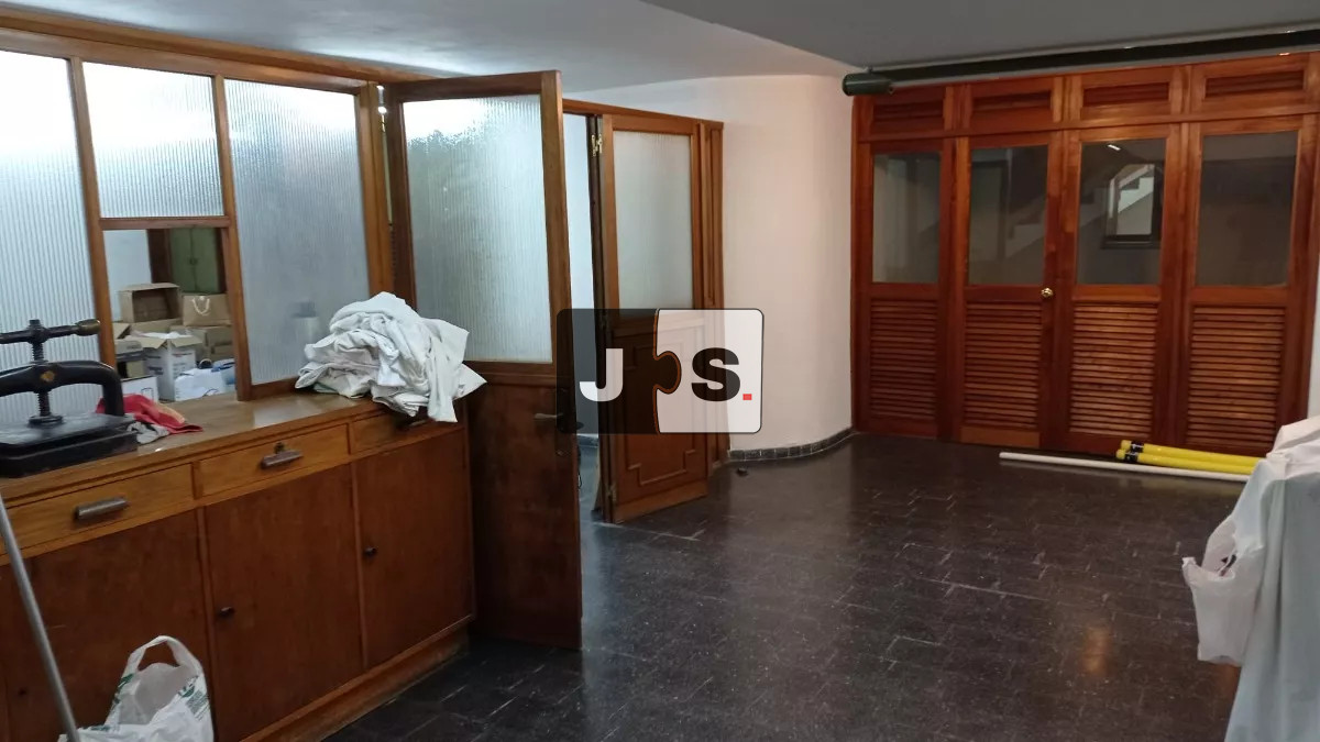 Local Comercial ID.2368 - Vendo local comercial 2 pisos Centro