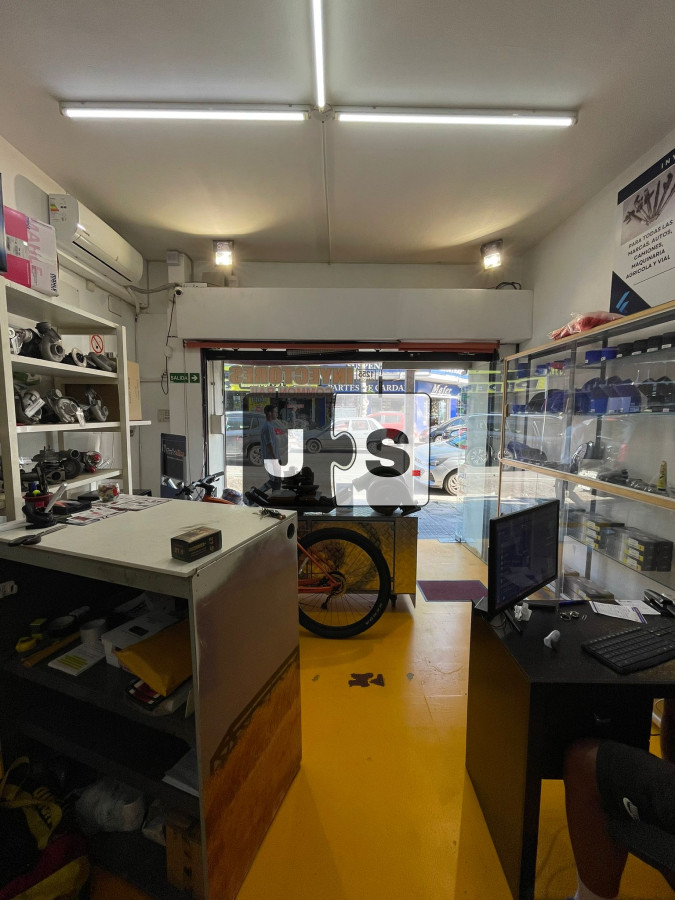 Local Comercial ID.2256 - Venta Local Comercial. Inversión. Barrio Centro