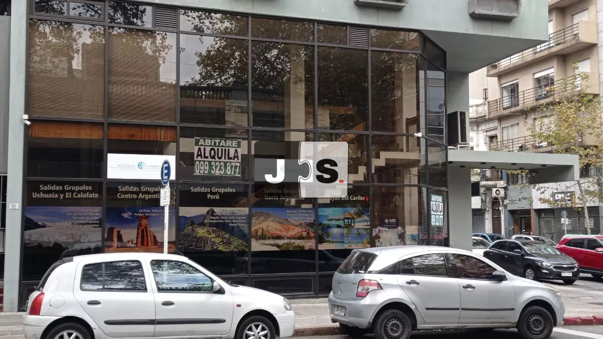 Local Comercial ID.2368 - Vendo local comercial 2 pisos Centro