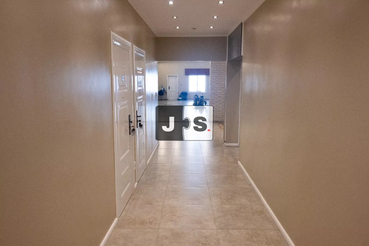 Local Comercial ID.2755 - Alquilo local comercial industrial en zona Brazo Oriental 