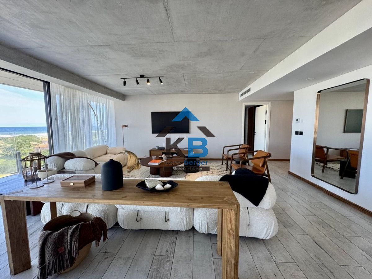 Apartamento ID.579 - 3 dormitorios Playa Brava Punta del Este