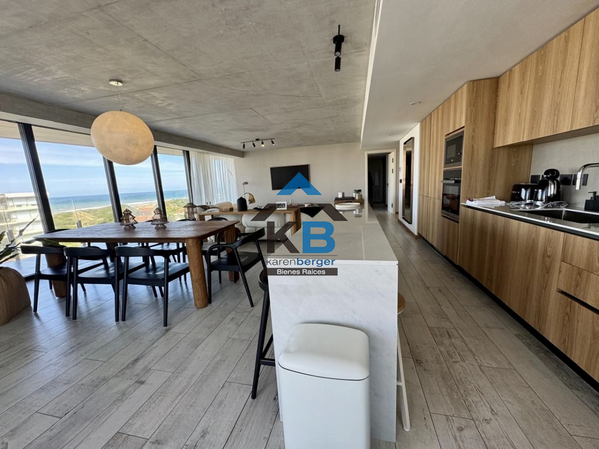 Apartamento ID.579 - 3 dormitorios Playa Brava Punta del Este