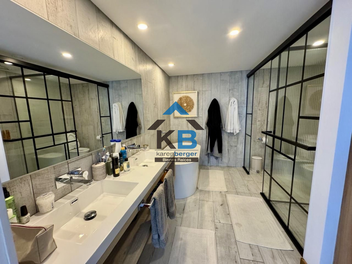 Apartamento ID.579 - 3 dormitorios Playa Brava Punta del Este