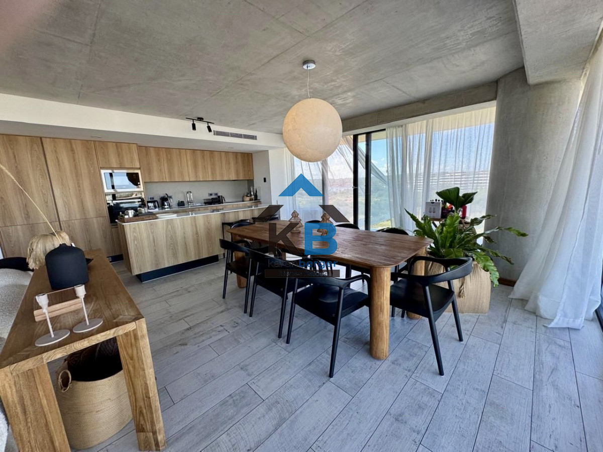 Apartamento ID.579 - 3 dormitorios Playa Brava Punta del Este