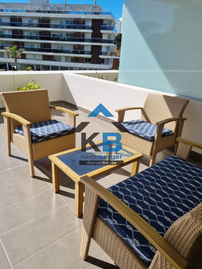 Apartamento ID.212 - Parada 7 De La Brava Terraza Exclusiva 