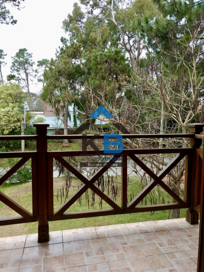 Casa ID.696 - Alquiler Cantegril Punta del Este