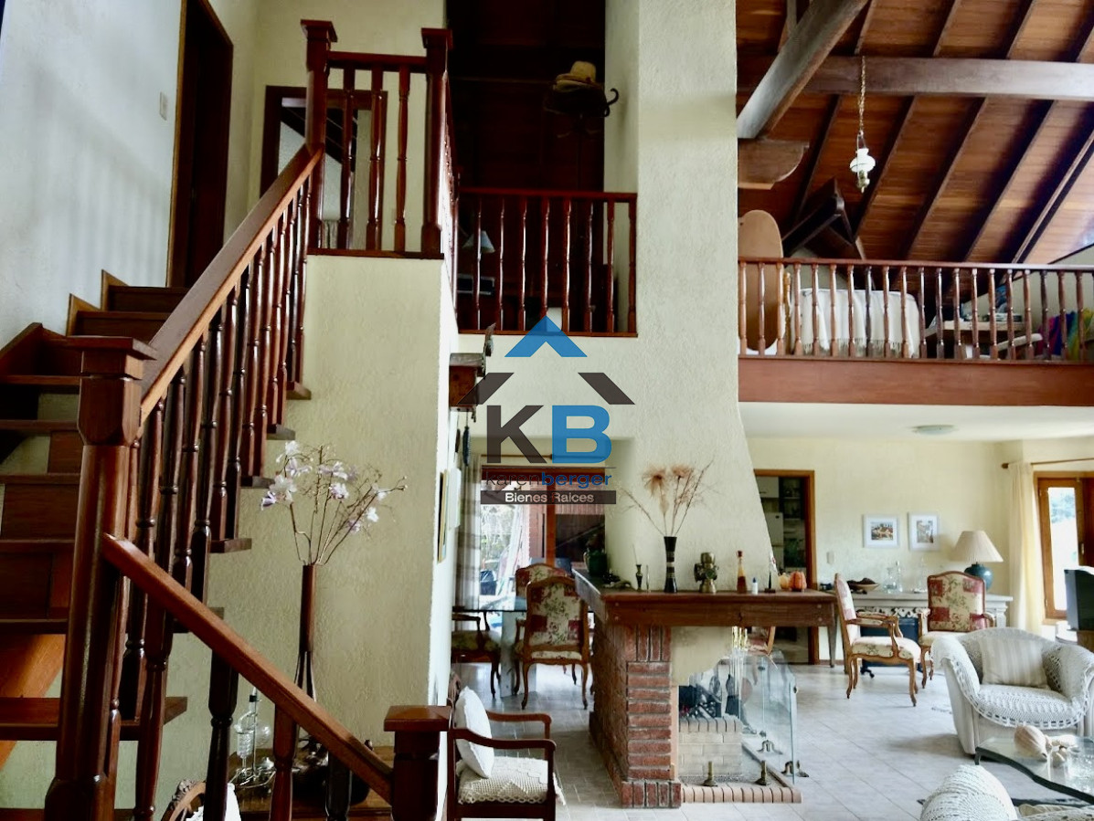 Casa ID.696 - Alquiler Cantegril Punta del Este
