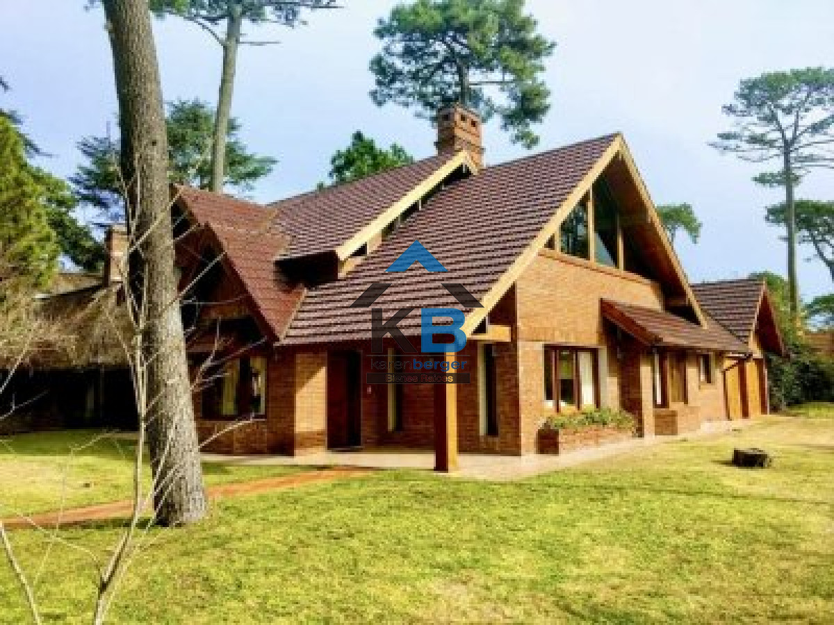 Casa ID.510 - Casa en Punta del Este, Cantegril
