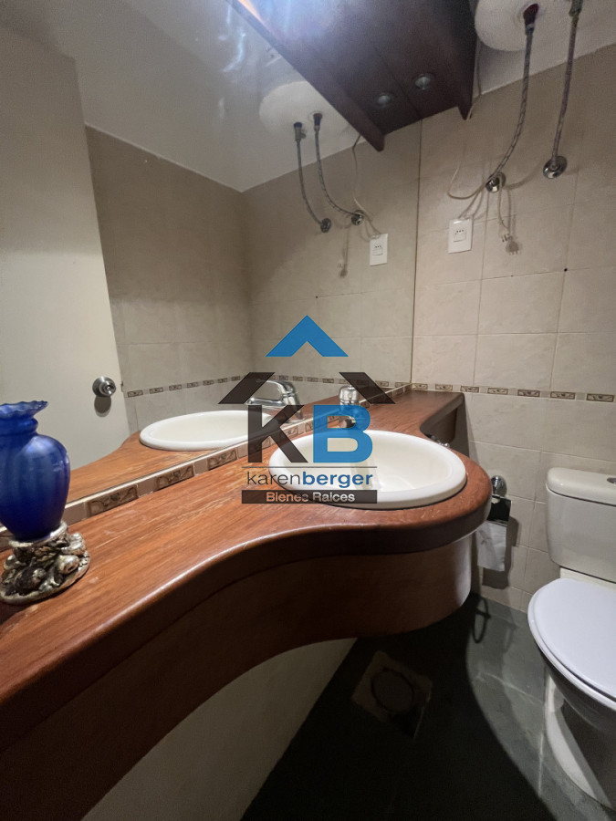 Casa ID.659 - Carrasco vende casa 3 dormitorios 