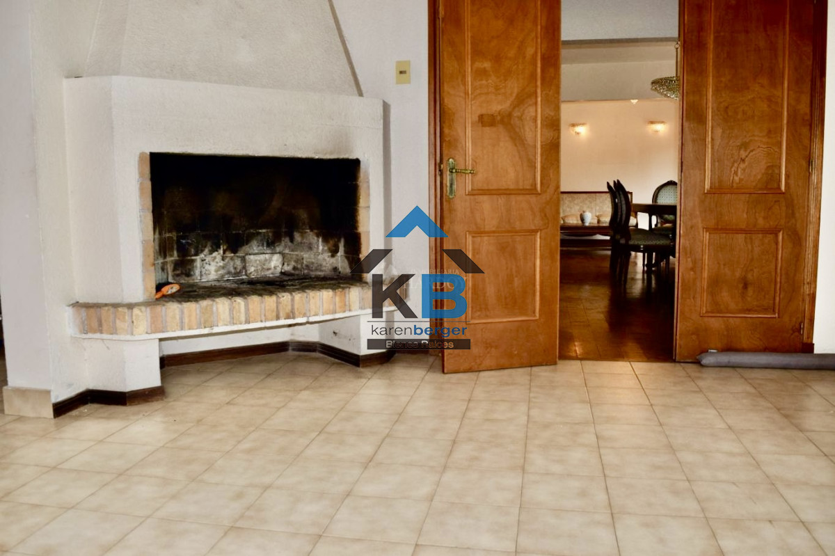 Casa ID.599 - Carrasco alquiler empresa o familiar