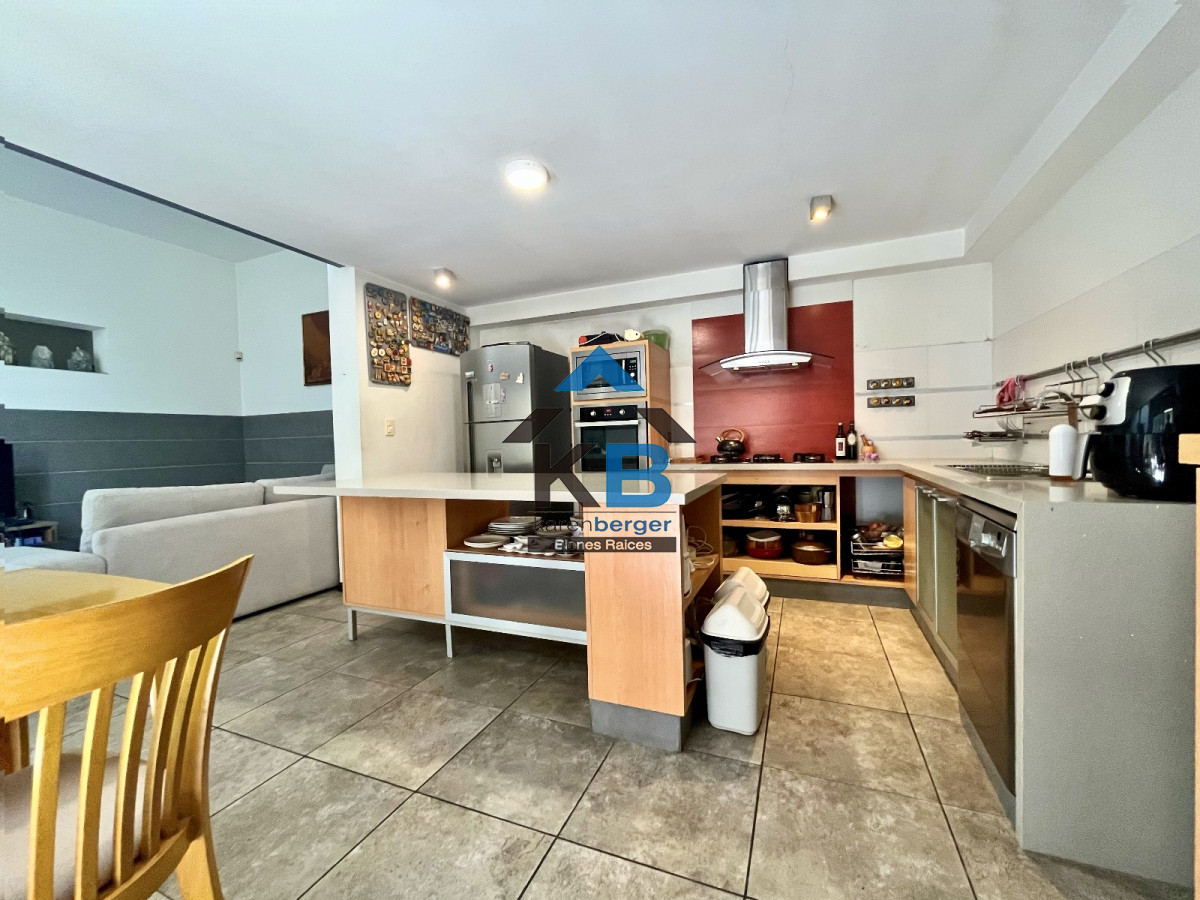 Casa ID.463 - Casa en Montevideo, Parque Rodo