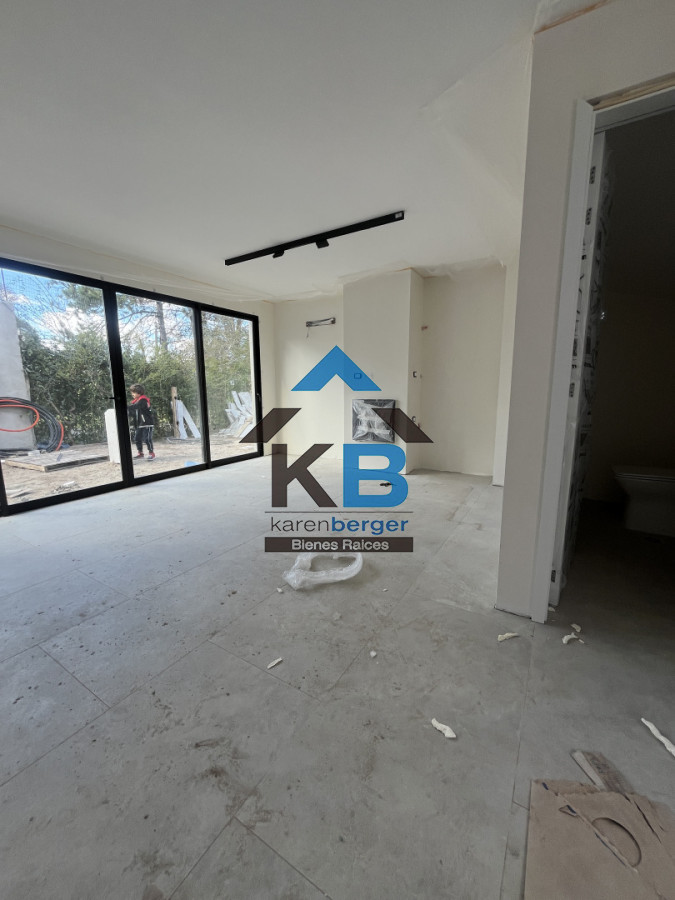 Casa ID.712 - Casa estilo housing
