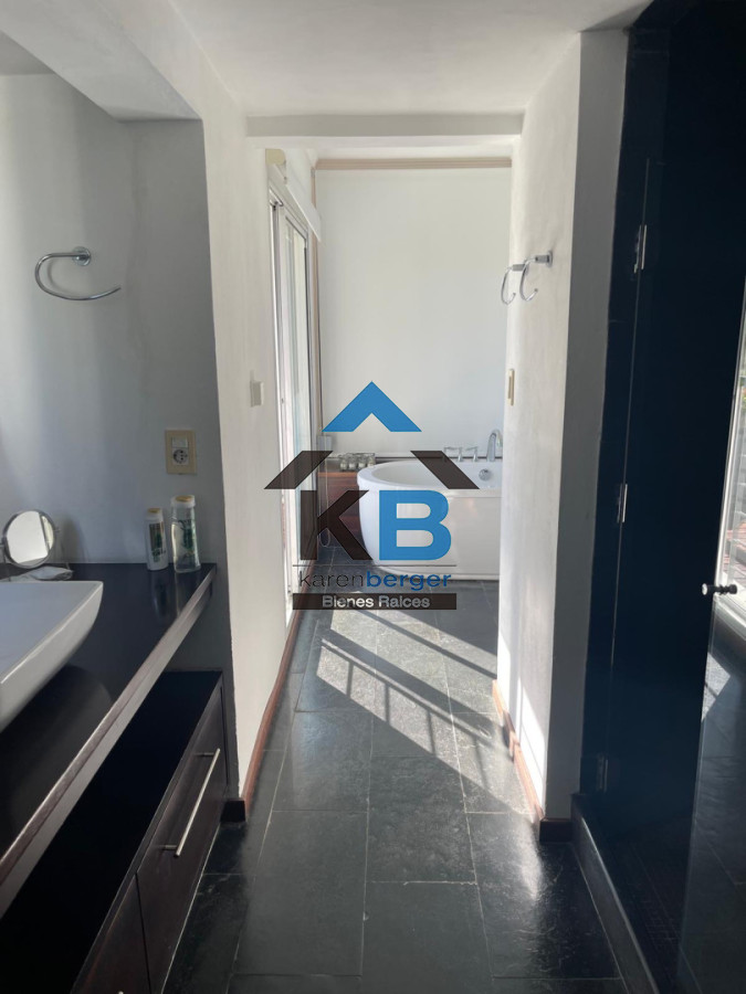 Casa ID.472 - Carrasco sur