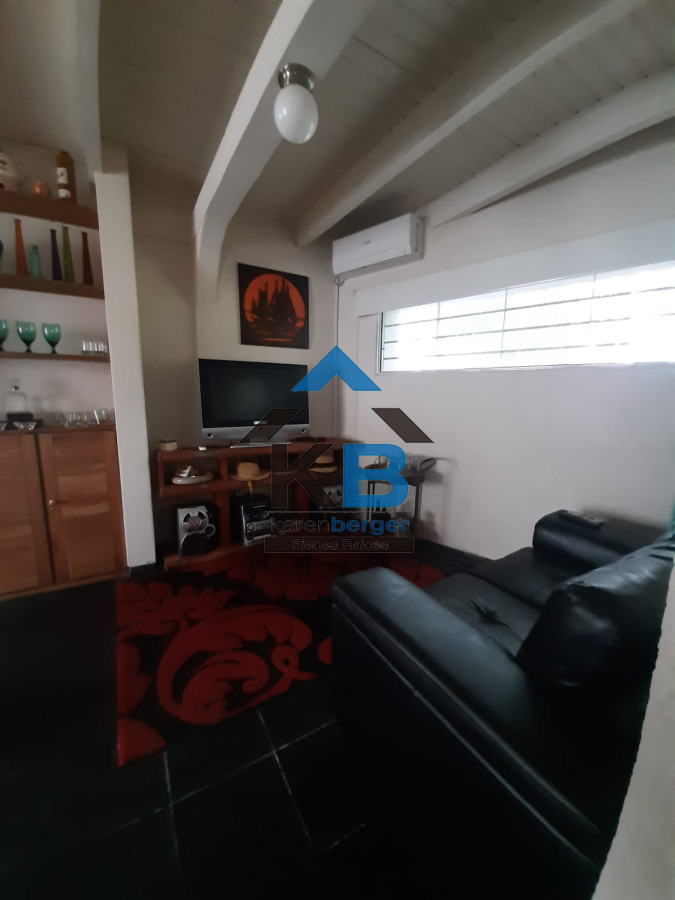 Casa ID.11 - Chalet De Gran Terreno En La Paloma Rocha 