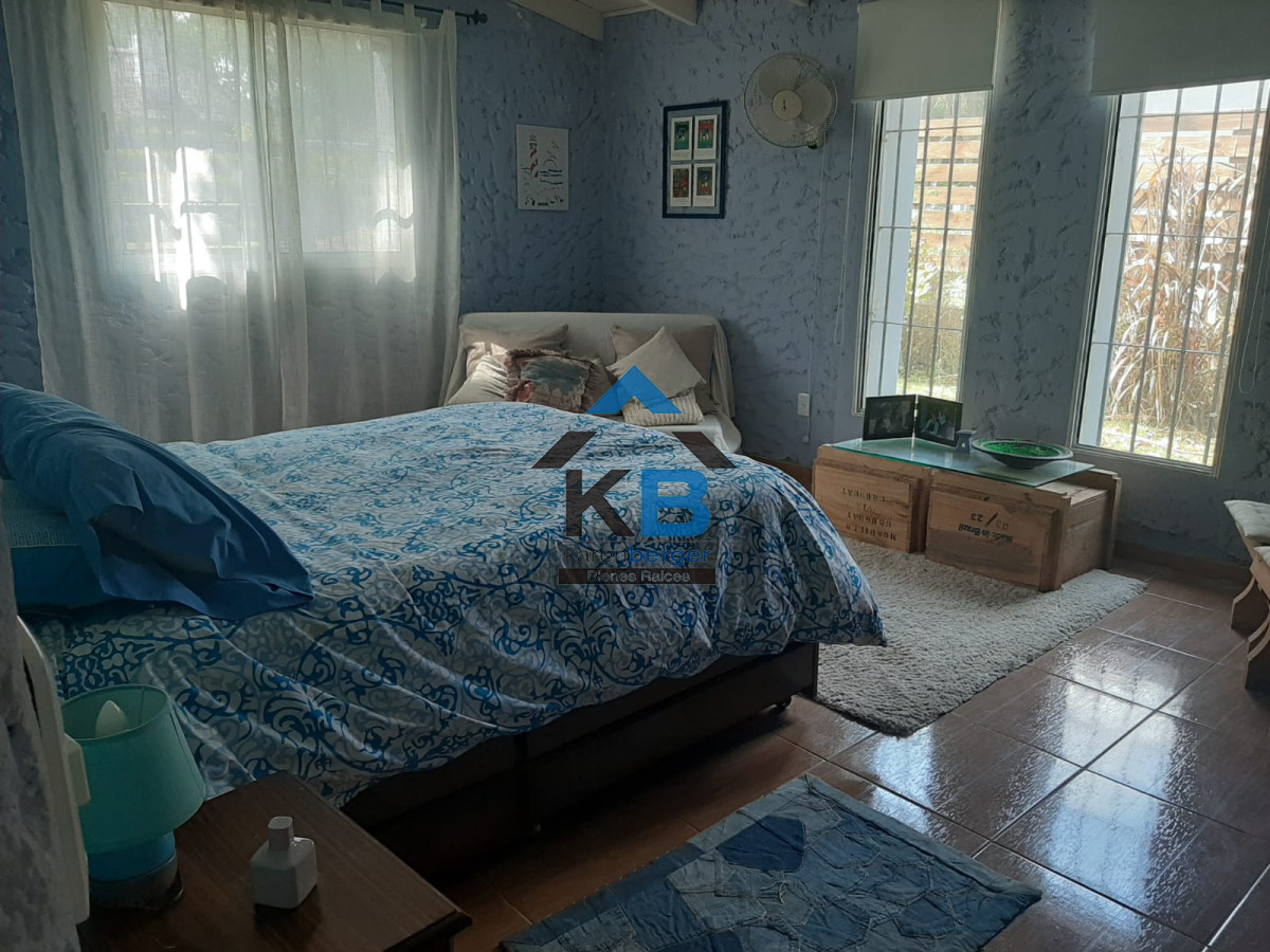 Casa ID.11 - Chalet De Gran Terreno En La Paloma Rocha 