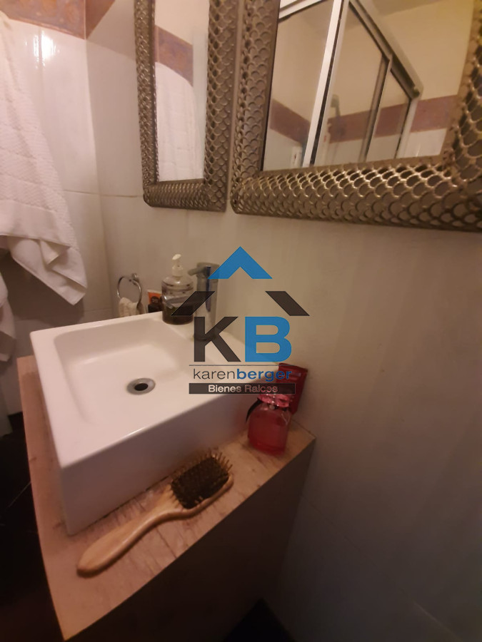 Casa ID.11 - Chalet De Gran Terreno En La Paloma Rocha 