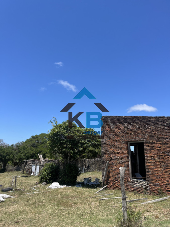 Campo Ref.586 - Campo en Castillos, 