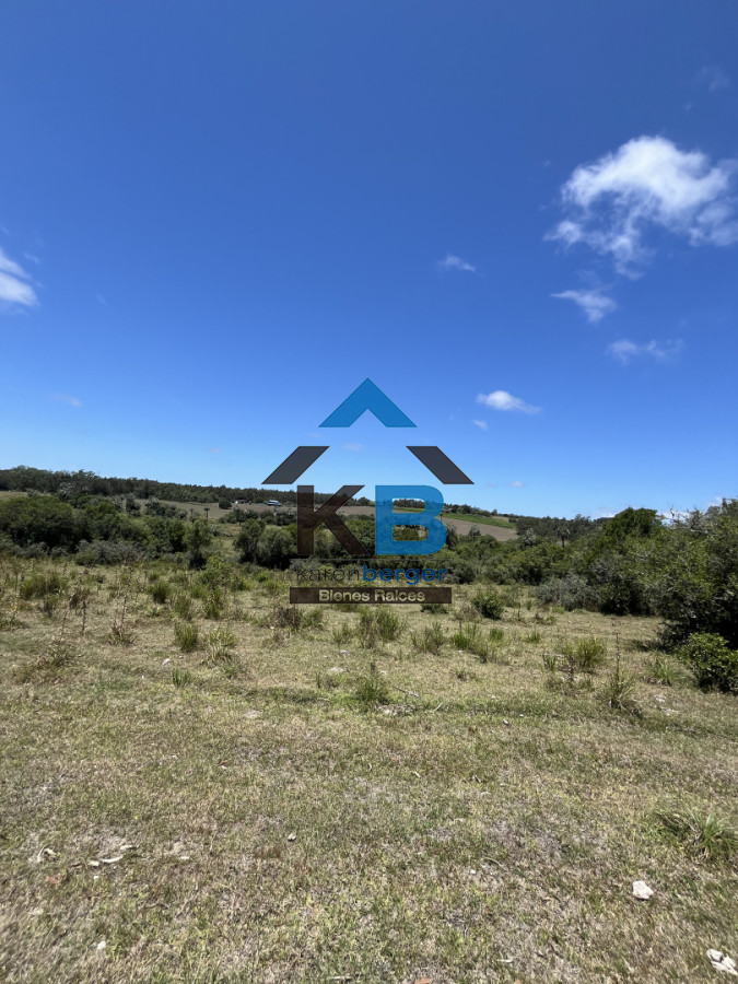 Campo Ref.586 - Campo en Castillos, 