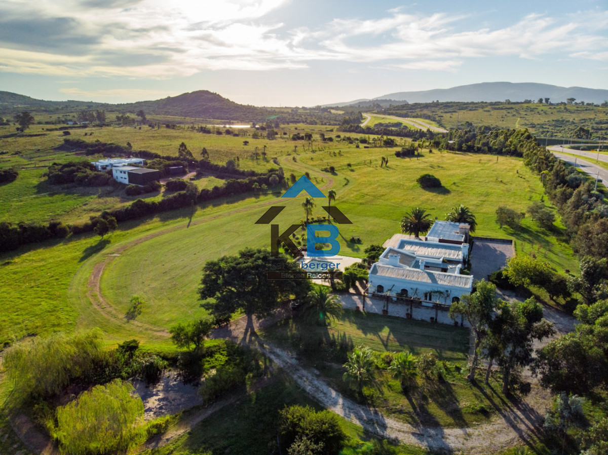 Campo Ref.649 - Campo vistas oceanicas 