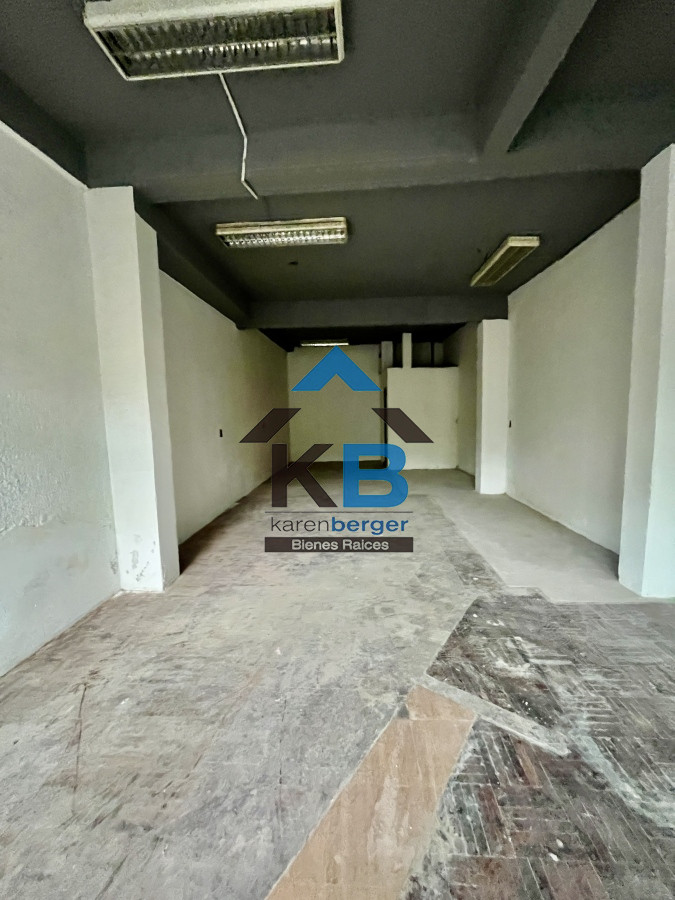 Local Comercial ID.426 - Local en Montevideo, Parque Rodo