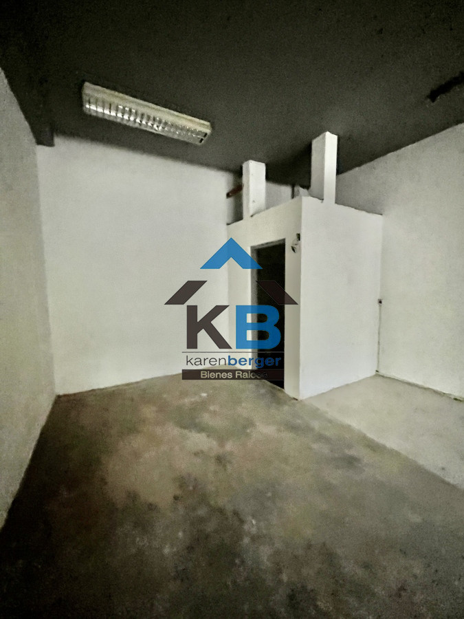 Local Comercial ID.426 - Local en Montevideo, Parque Rodo