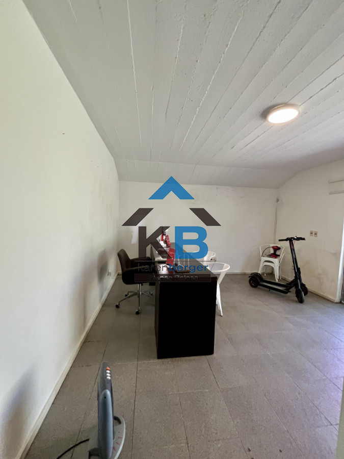 Local Comercial ID.717 - Punta del Este local comercial 