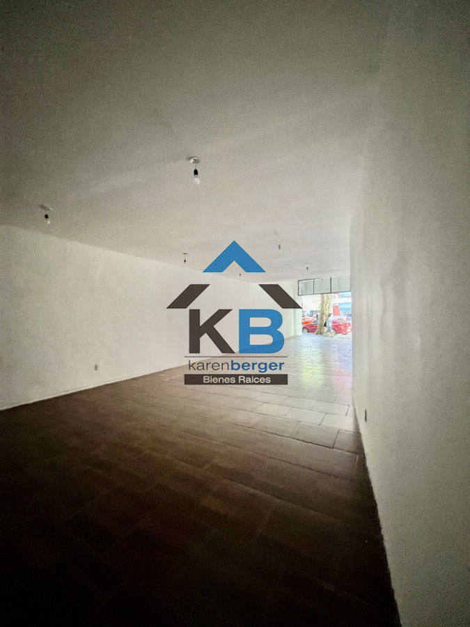 Local Comercial ID.662 - Local en Montevideo, Reus