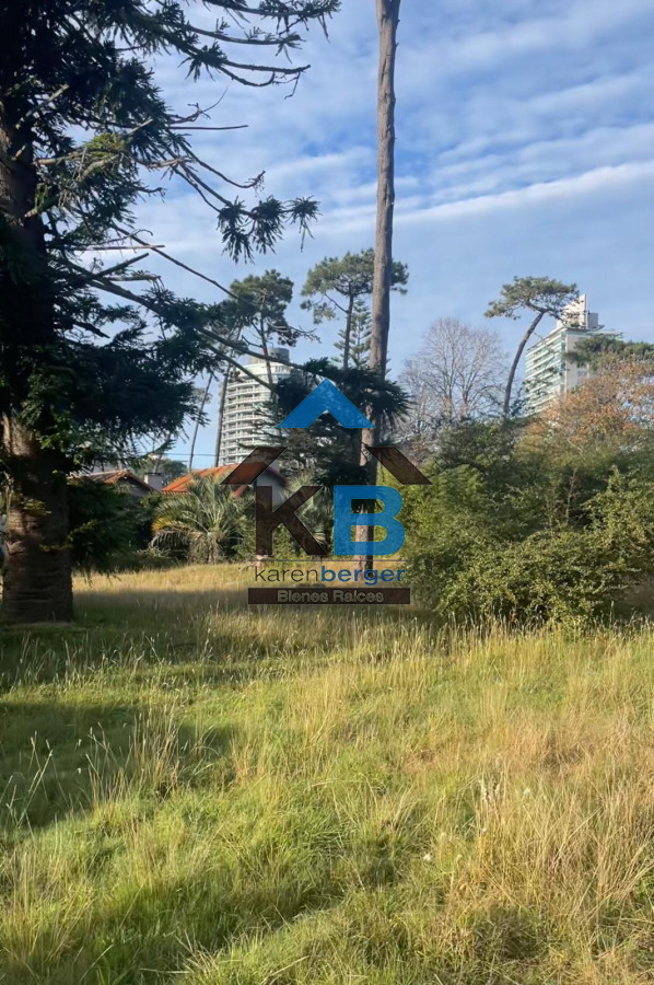 Terreno ID.532 - Terreno en Punta del Este, Lugano