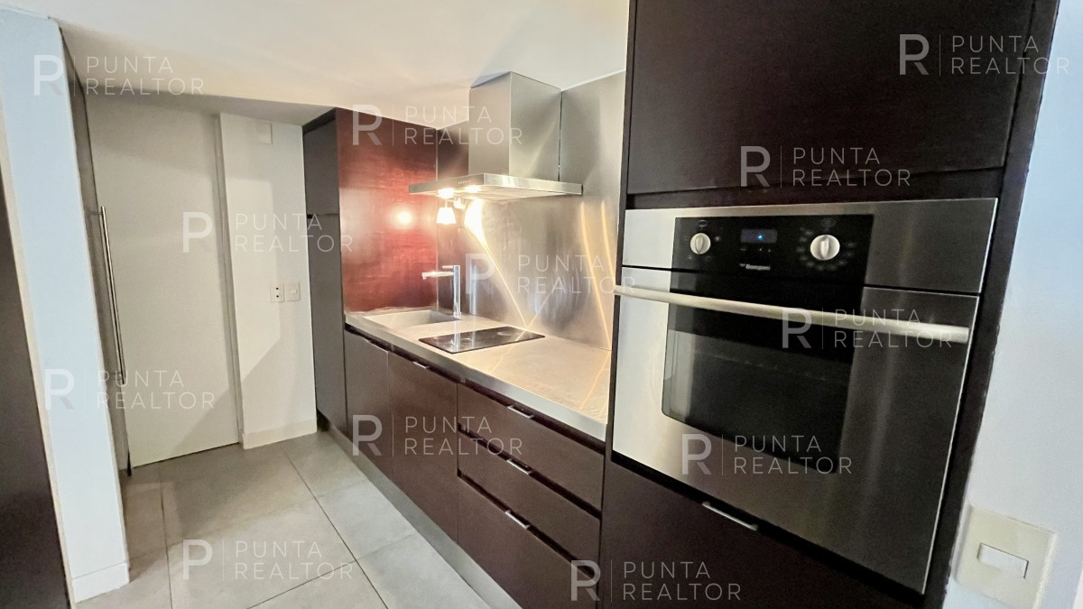 Apartamento ID.2103 - Apartamento venta 1 dormitorio y medio Punta del Este