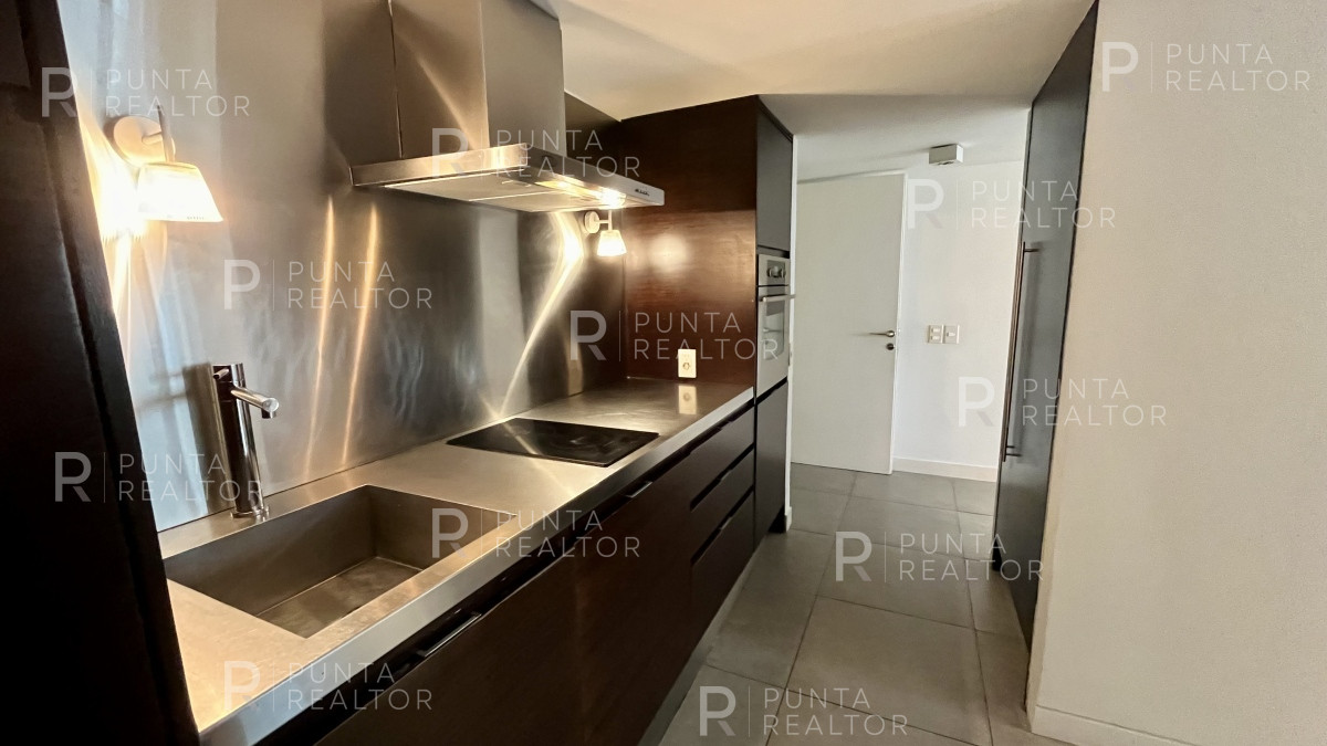 Apartamento ID.2103 - Apartamento venta 1 dormitorio y medio Punta del Este
