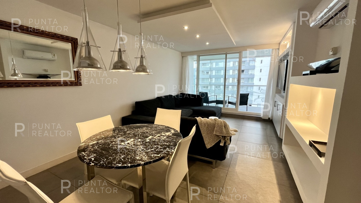 Apartamento ID.2103 - Apartamento venta 1 dormitorio y medio Punta del Este