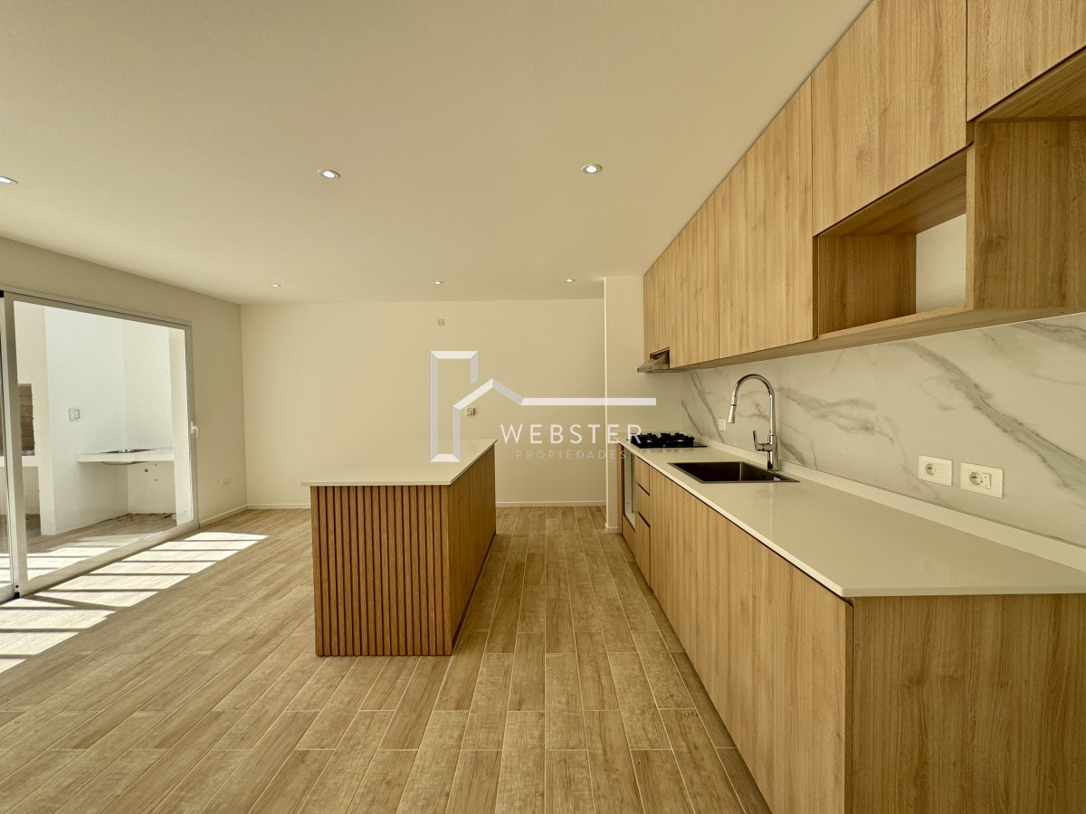 Casa ID.2576 - Venta casa 3 dormitorios Punta del Este