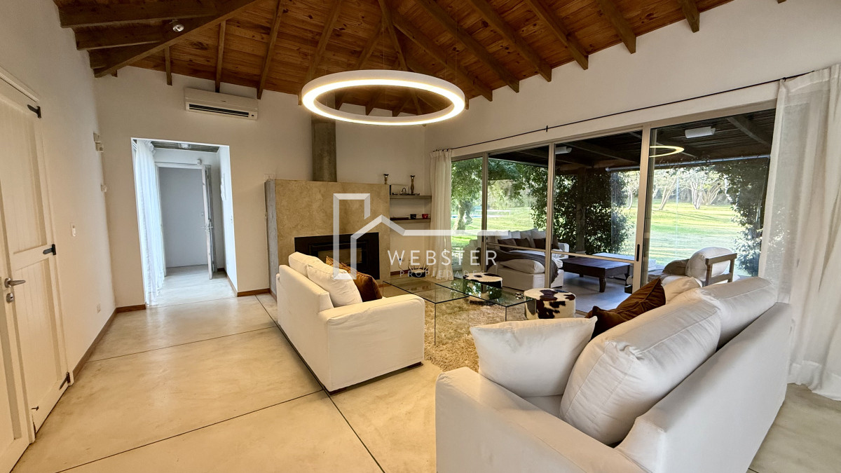 Casa ID.2575 - Venta Casa 4 dormitorios Rincón del Indio Punta del Este