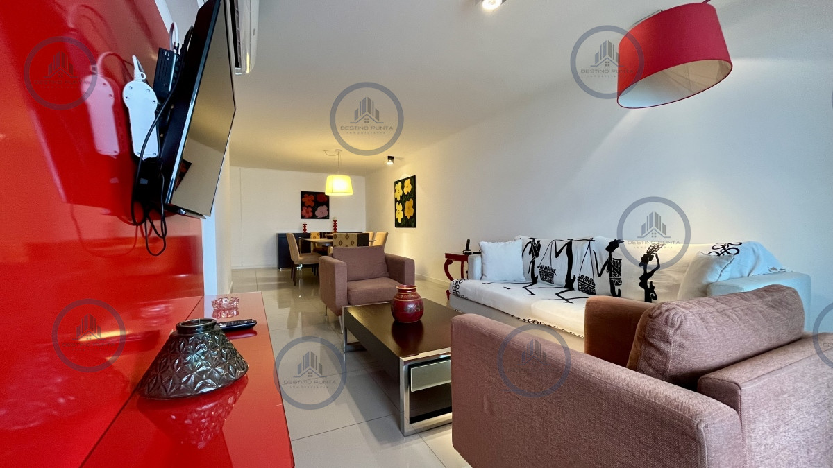 Venta apartamento tres dormitorios Punta del este playa Brava edificio Wind Tower — fotografía 4