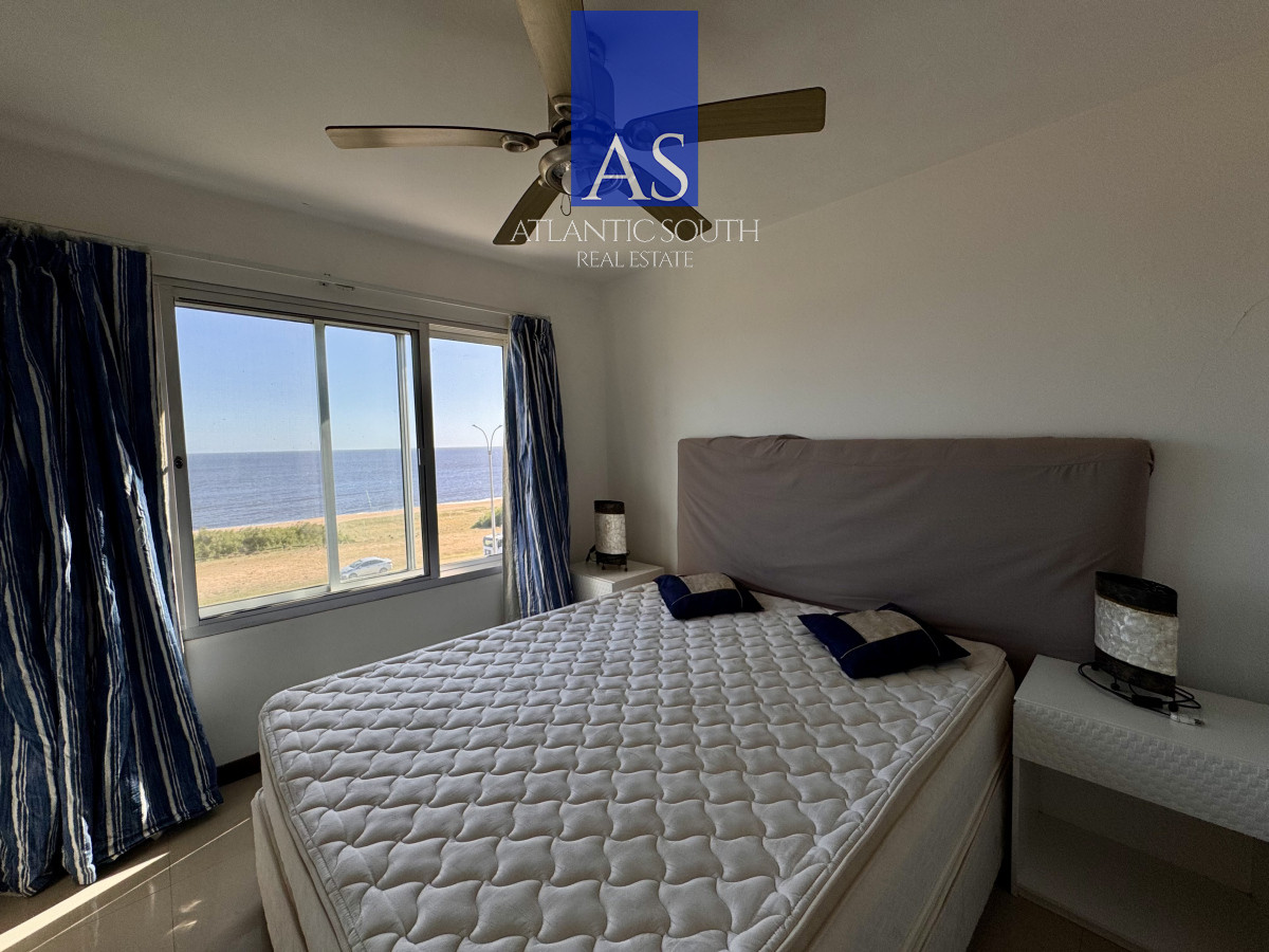 Apartamento ID.4207 - Apartamento frente al mar barbacoa propia 2 dormitorios 2 baños primera linea Pinares Mansa Punta del Este