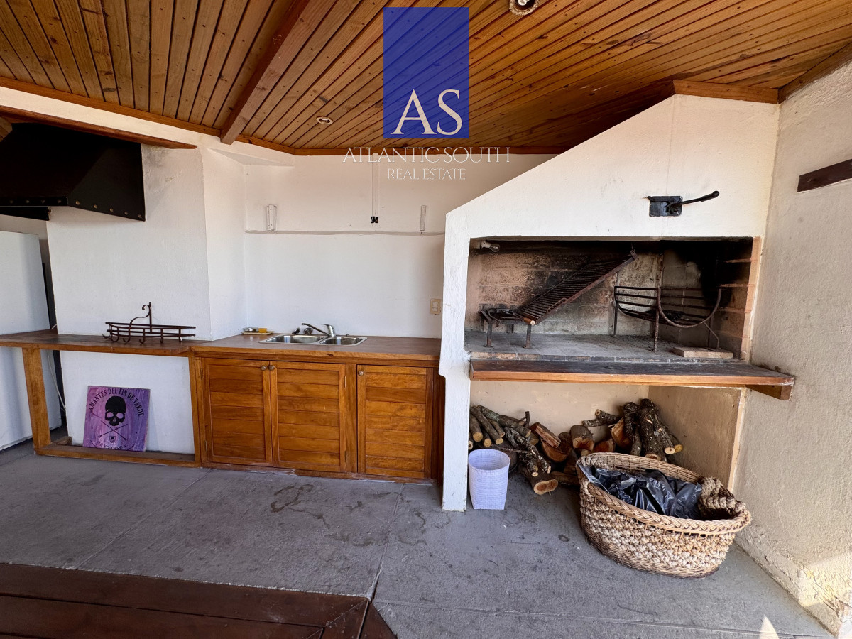 Apartamento ID.4207 - Apartamento frente al mar barbacoa propia 2 dormitorios 2 baños primera linea Pinares Mansa Punta del Este