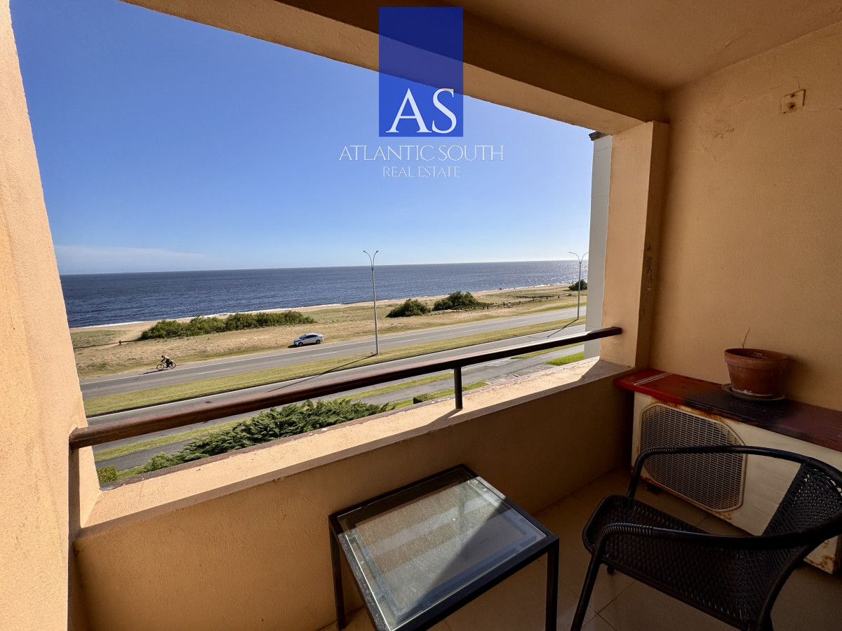 Apartamento ID.4207 - Apartamento frente al mar barbacoa propia 2 dormitorios 2 baños primera linea Pinares Mansa Punta del Este