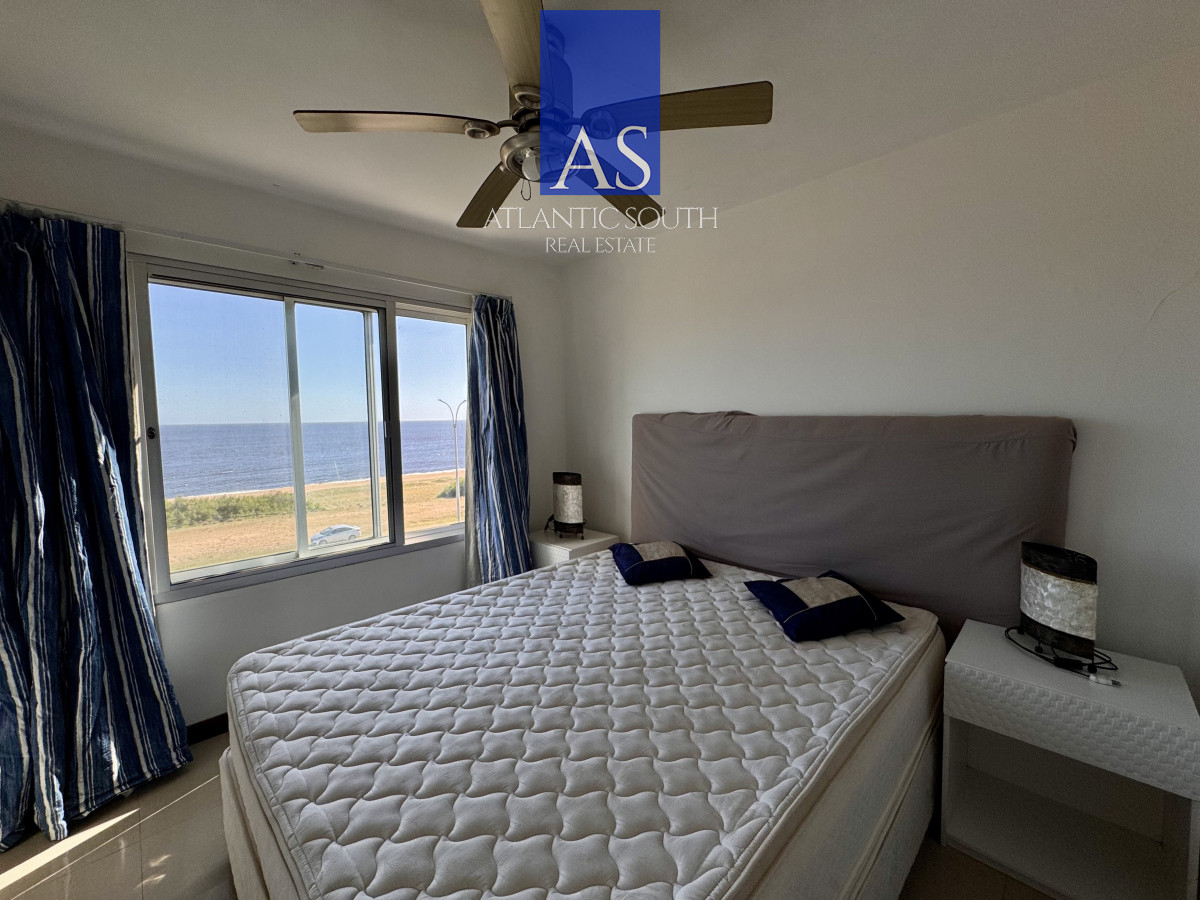Apartamento ID.4207 - Apartamento frente al mar barbacoa propia 2 dormitorios 2 baños primera linea Pinares Mansa Punta del Este