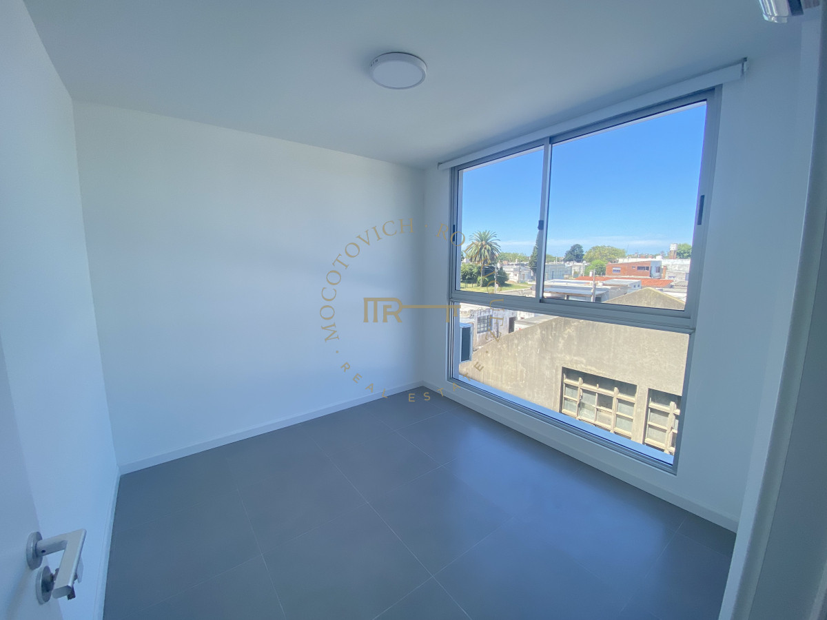 Apartamento ID.3347 - En venta apartamento en Maldonado, muy buena Renta.