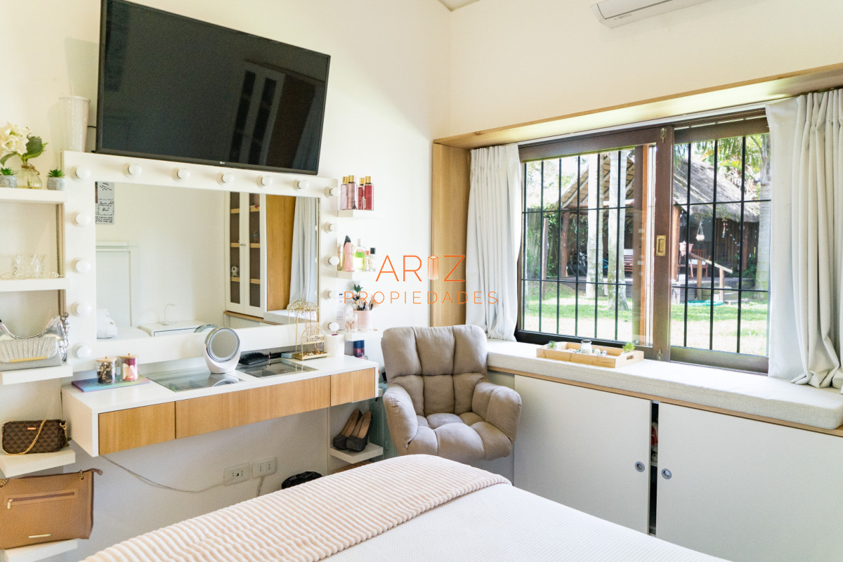 Casa ID.2490 - Venta Casa 4 dormitorios mas dependencia Punta del Este