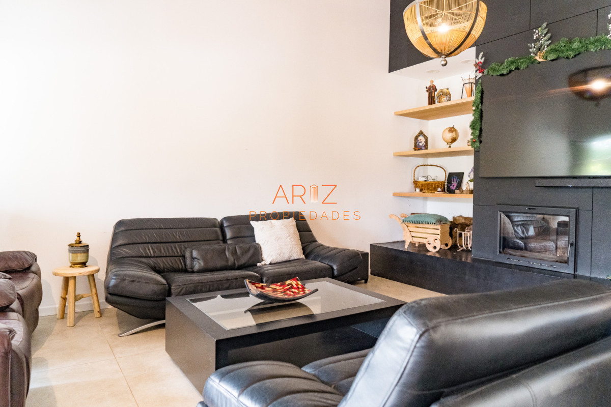 Casa ID.2490 - Venta Casa 4 dormitorios mas dependencia Punta del Este