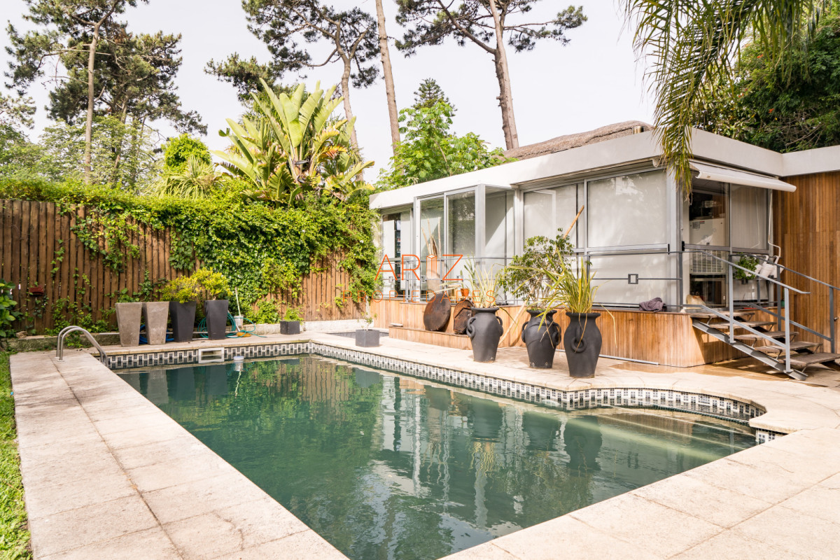 Casa ID.2490 - Venta Casa 4 dormitorios mas dependencia Punta del Este