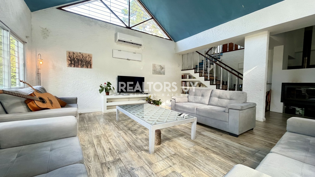 Casa ID.65 - Casa venta 6 dormitorios Punta del Este