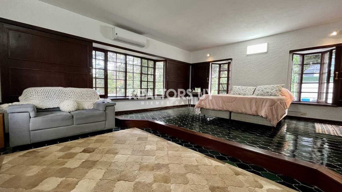 Casa ID.65 - Casa venta 6 dormitorios Punta del Este