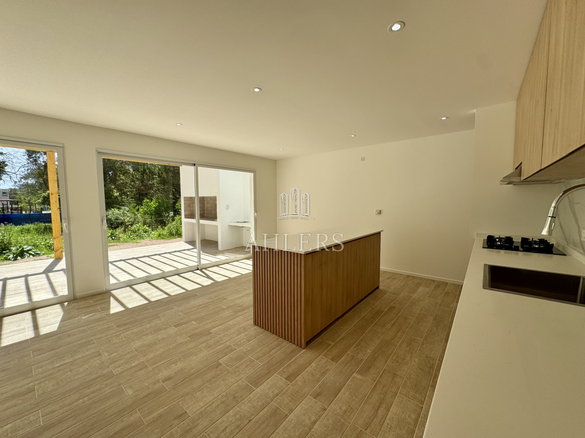 Casa ID.367 - Venta casa 3 dormitorios Punta del Este