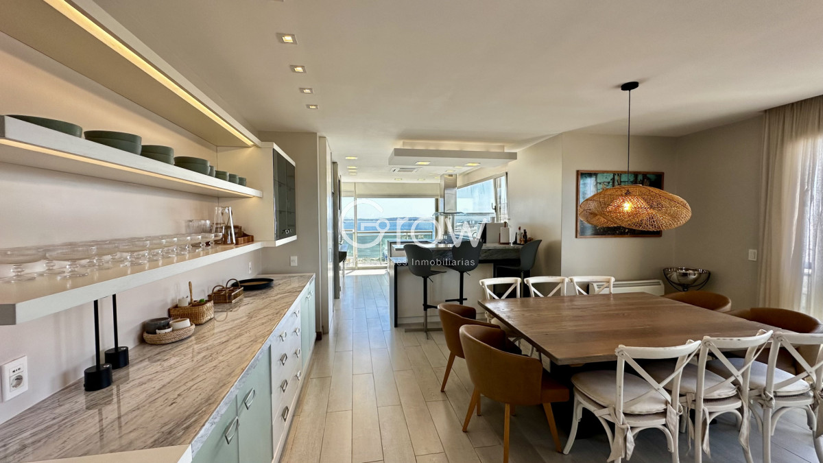 Apartamento ID.3529 - Venta Apartamento 5 dormitorios en suite brava