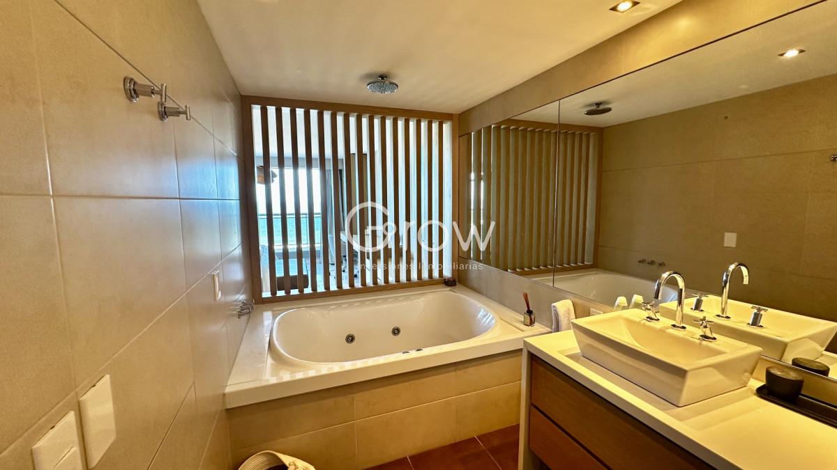 Apartamento ID.3529 - Venta Apartamento 5 dormitorios en suite brava