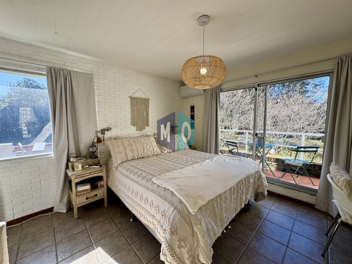 Casa ID.1111 - Venta Casa 4 Dormitorios Pinares Punta del Este