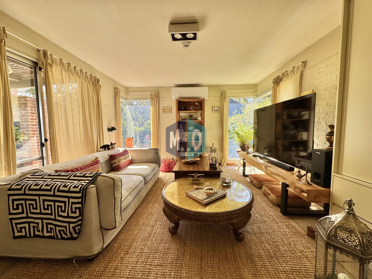 Casa ID.1111 - Venta Casa 4 Dormitorios Pinares Punta del Este