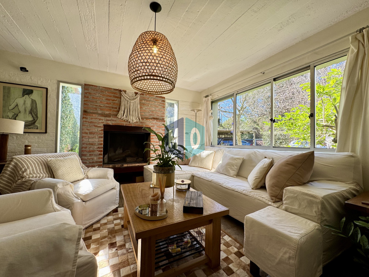 Casa ID.1111 - Venta Casa 4 Dormitorios Pinares Punta del Este